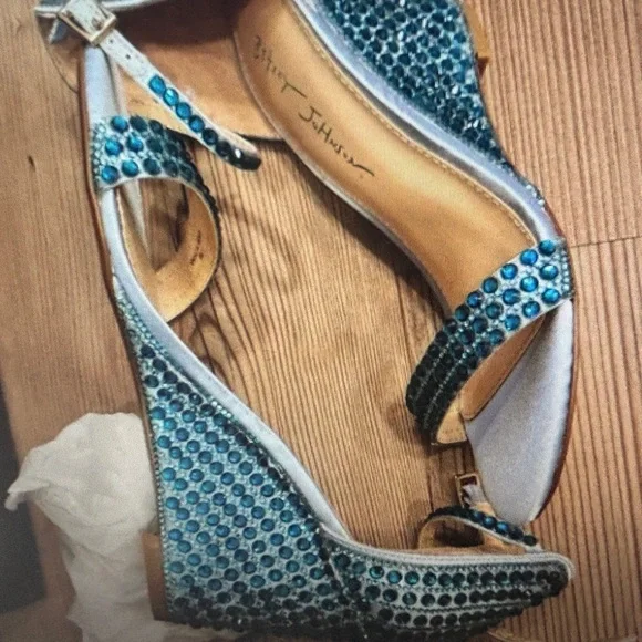 Betsy Johnson NWT - Size 7.5 Elegant Debie Bejeweled Strap Wedge - Picture 6 of 14